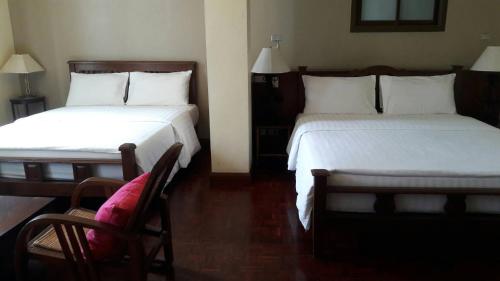 Sourire at Rattanakosin Island Hotel - image 2