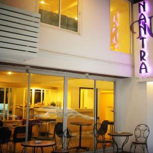 Nantra De Comfort Hotel