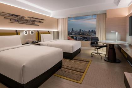 DoubleTree by Hilton Bangkok Ploenchit - image 1