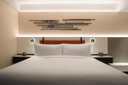 DoubleTree by Hilton Bangkok Ploenchit - image 9