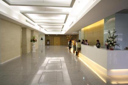 Baiyoke Suite Hotel - image 10