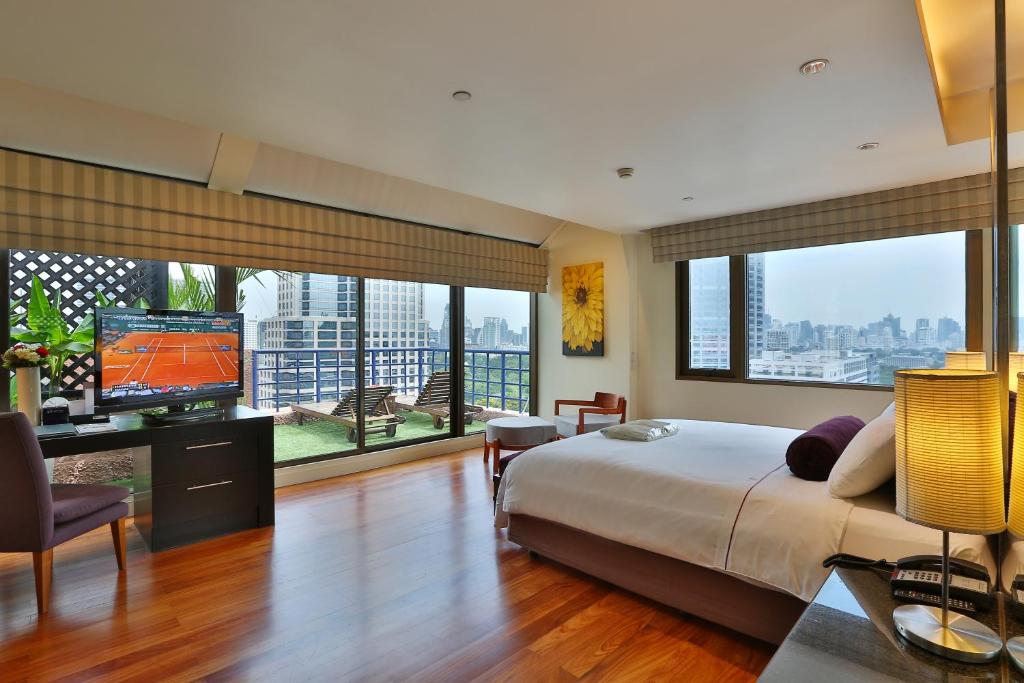 Siri Sathorn Hotel - main image