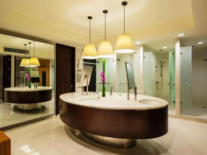 Emporium Suites By Chatrium - image 15