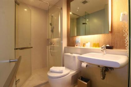 On 8 Sukhumvit Nana Bangkok by Compass Hospitality - image 18