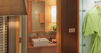 Tango Vibrant Living Hotel - image 12