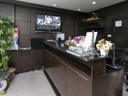 Everest Boutique 8 Inn - image 5