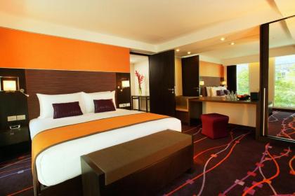 Radisson Suites Bangkok Sukhumvit - image 4