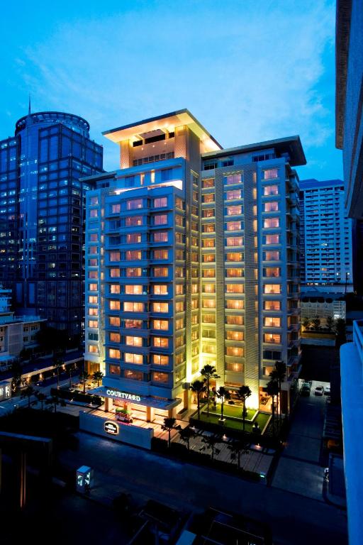 Courtyard By Marriott Bangkok - main image