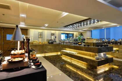 Ramada by Wyndham Bangkok Sukhumvit 11 - image 14