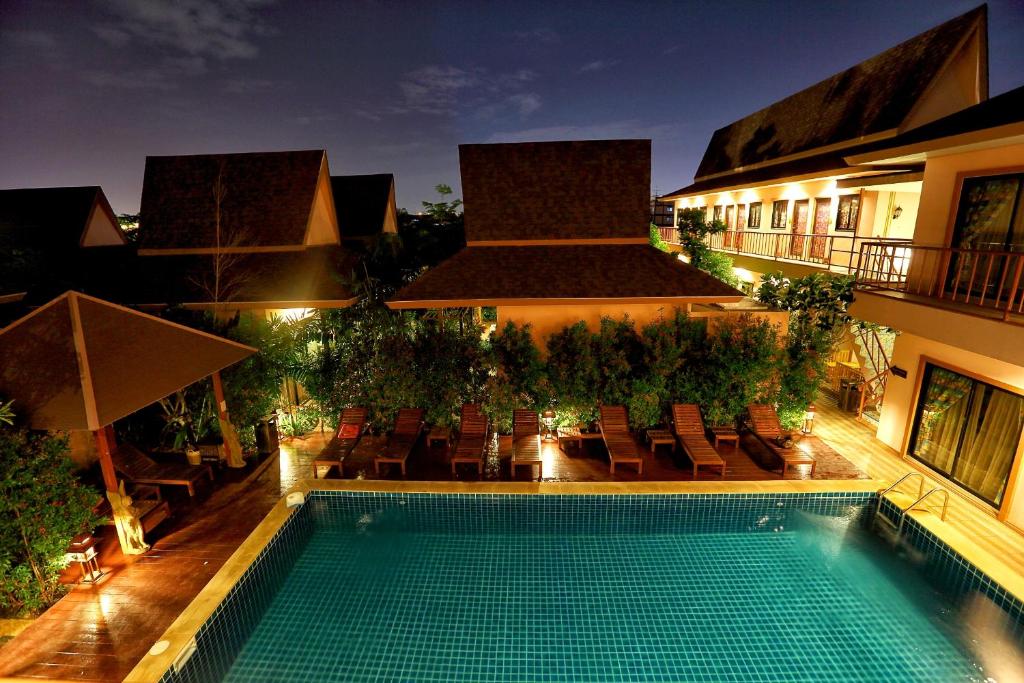 Ploy Khumthong Boutique Resort - main image