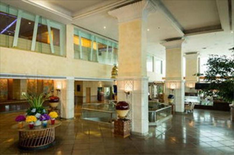 Ramada by Wyndham Bangkok Chaophya Park - image 7