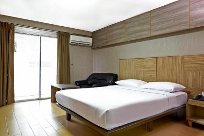 Watana Hotel - image 5