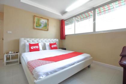 OYO 102 Diamond Residence Silom - image 10