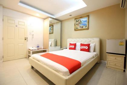 OYO 102 Diamond Residence Silom - image 15