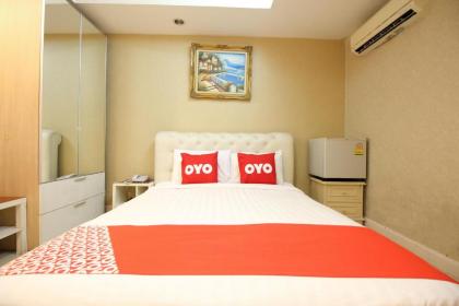 OYO 102 Diamond Residence Silom - image 16