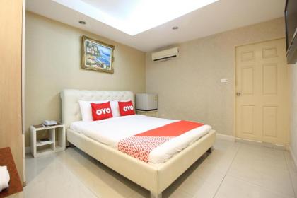 OYO 102 Diamond Residence Silom - image 17