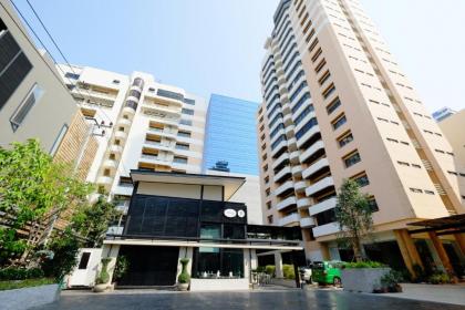 Abloom Exclusive Serviced Apartments - image 1