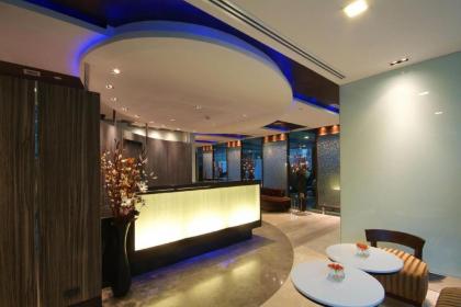 Amora NeoLuxe Suites Hotel - image 12