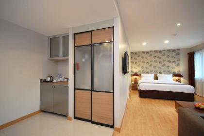 Bangkok Loft Inn - image 11