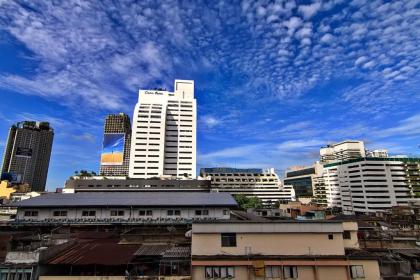 Bossotel Bangkok - image 19