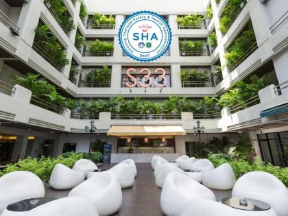 S33 Compact Sukhumvit Hotel 