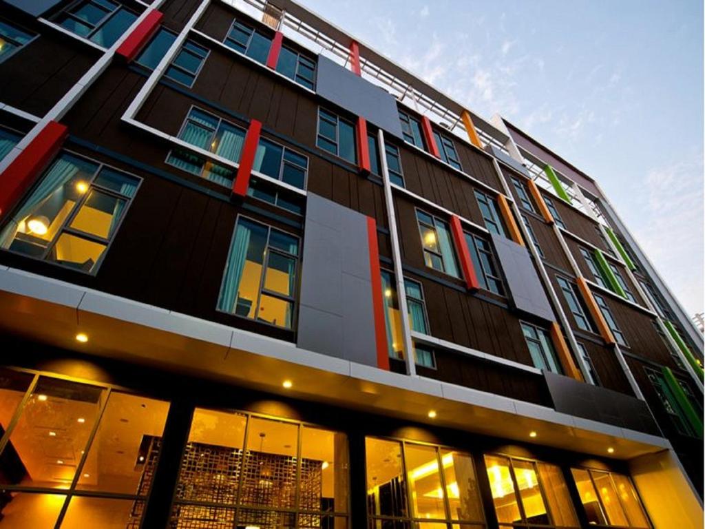 FX Hotel Metrolink Makkasan - main image