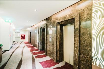 The Vertical Suite - image 11