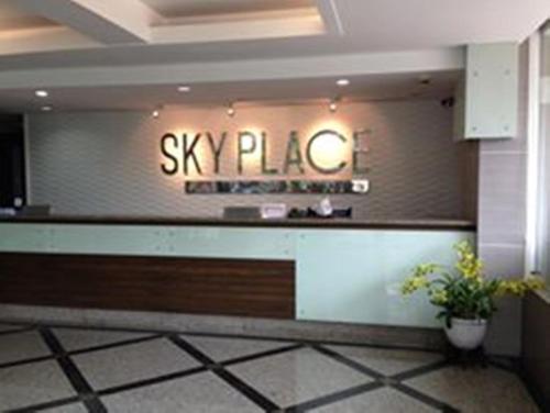 Sky Place Srinakarin - image 3