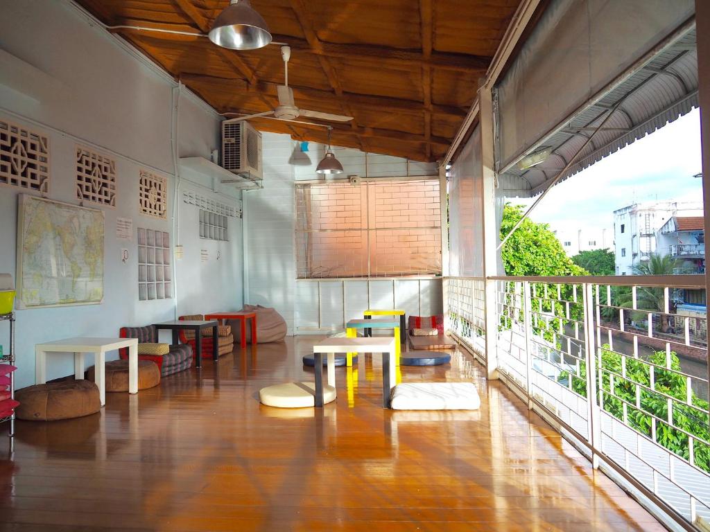 Baan Nampetch Hostel - image 2