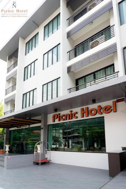 Picnic Hotel Bangkok - image 14