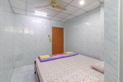 New Central Guesthouse - image 12