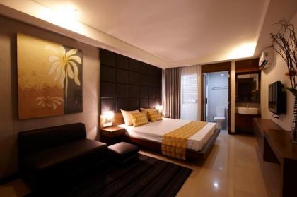 The Bangkok Cha Cha Suite - image 13