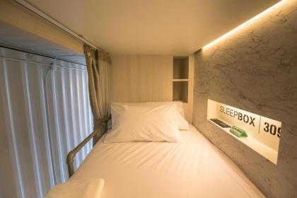 Sleepbox Sukhumvit 22 - image 10