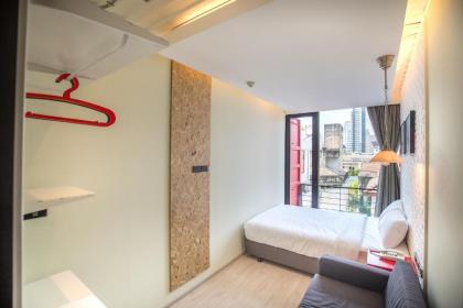 Sleepbox Sukhumvit 22 - image 17