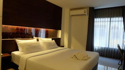 The Bangkok Airport Link Suite - image 19