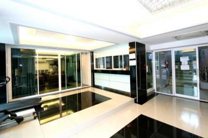 T3 Residence - image 10