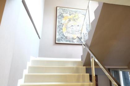 Aree Art Residence - image 2