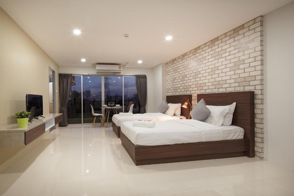 Q Space Residence - image 4