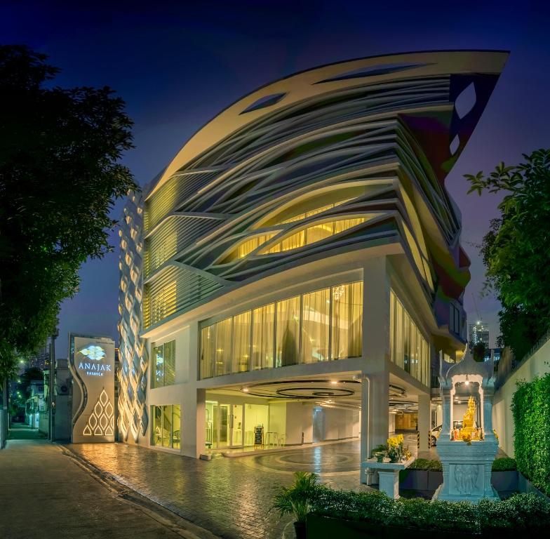 Anajak Bangkok Hotel - main image