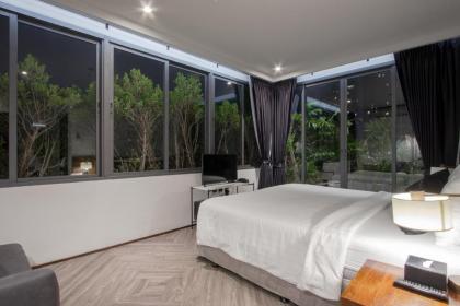 IRON Boutique hotel - image 15