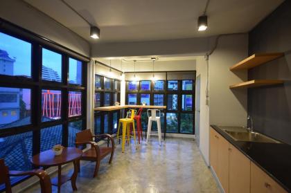 The Chatbox Silom Hostel - image 3