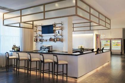 Hyatt Place Bangkok Sukhumvit - image 12