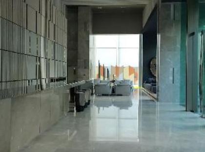 Luxury 1bedroom Step to BTS Wongwienyai - image 4