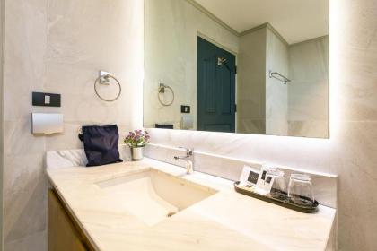 Thea Executive Suite Serviced Apartment in Ekamai - image 10