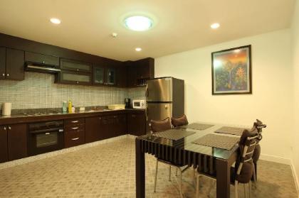 Serena Sathorn Suite - image 4