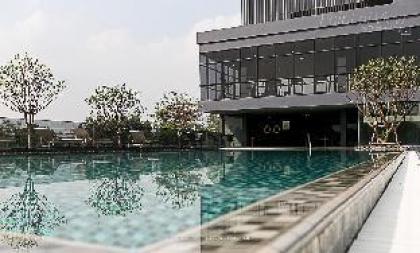 Private room River View | Free Wifi | MRT and Mall - image 15