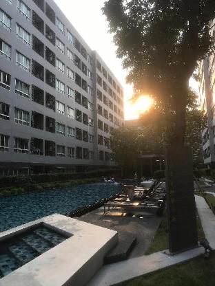 Pool view condo Sukhumvit area 5 min to BTS - main image