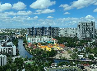 Modern Condo Sukhumvit Bangkok pool/gym/wifi - image 3