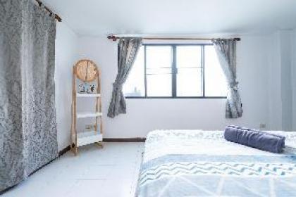 Duplex 2 BR  Apartment  Asoke BTS - image 15