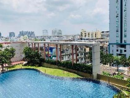 Cozy Swimming pool View Condo @ Taopoon MRT  - image 19